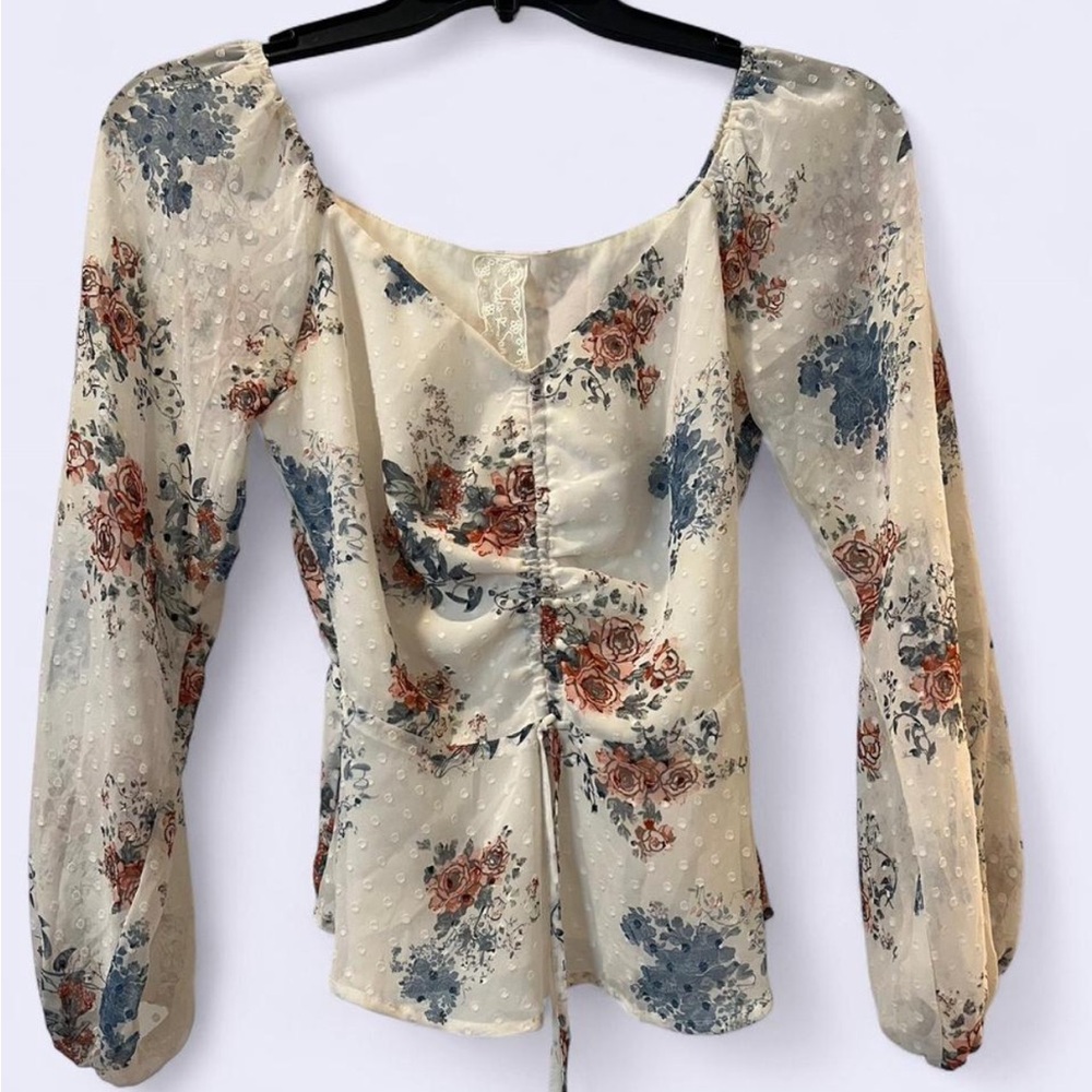 Sadie and Sage Floral Print Women's Top - Cream and Blue